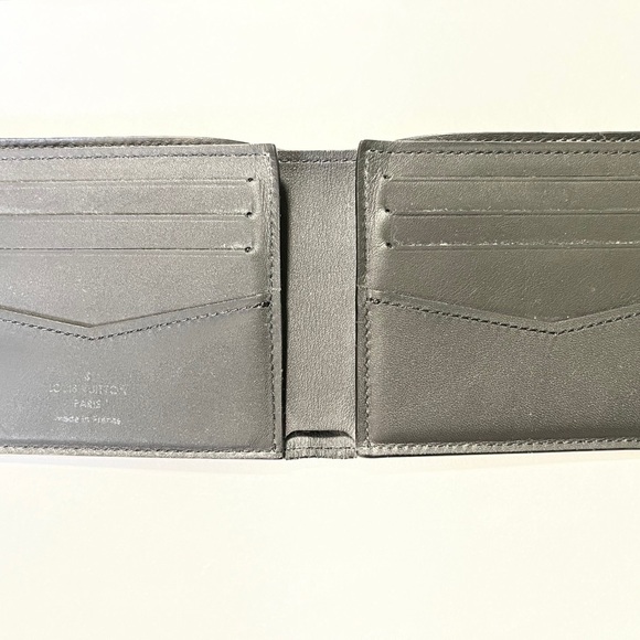 Louis Vuitton Slender Wallet Black Taurillon leather embossed 8 credit card slot - Picture 4 of 6
